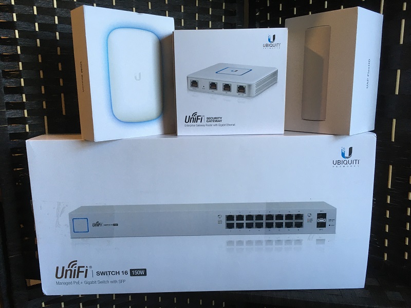 Ubiquiti Network in Boxes